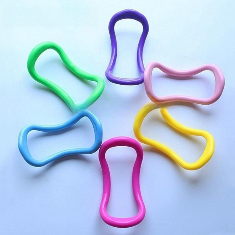Prati Yoga Ring Shoulder Stret - Sports Equipment Supplies review and price